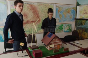 Dimitrie Călin Cielecki și Lorena Davidel propun o casă „verde”, care valorifică surse de energie neconvenționale