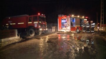 În locuința care a ars stăteau cuscrii primarului din Milișăuți, Mircea Laurus, și fiica edilului, împreună cu doi copii minori
