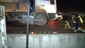 Accidentul s-a petrecut în centrul satului Ilișești, șoferul susținând că vârstnicul s-a dezechilibrat și a căzut în fața sa