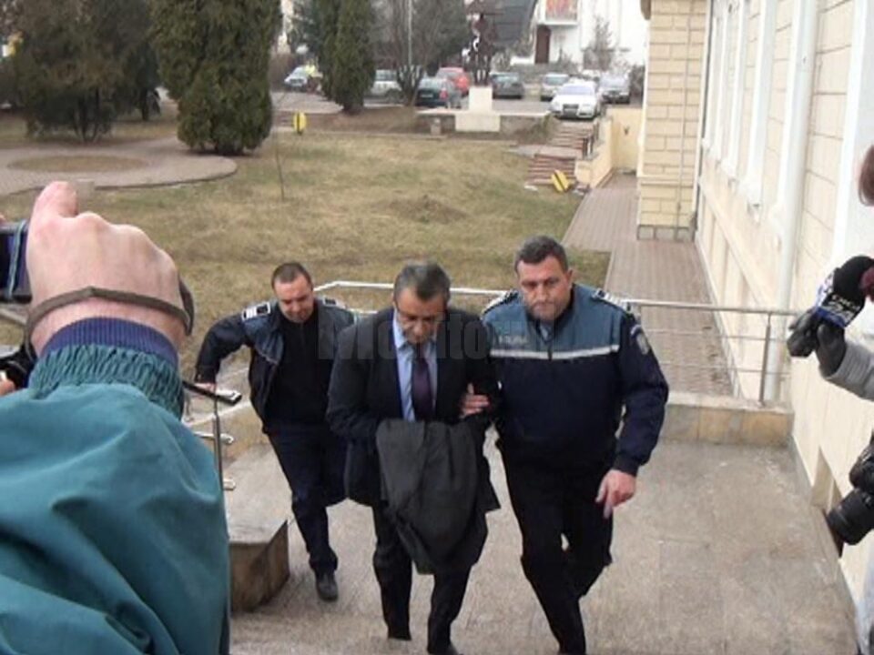 După o noapte petrecută în arest, prefectul Sinescu și primarul Melen, din Brodina, au plecat acasă