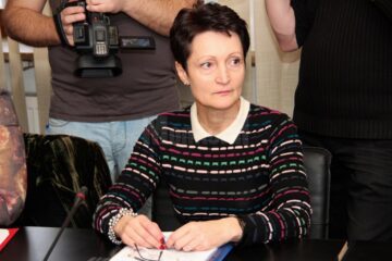 Lăcrămioara Loghin