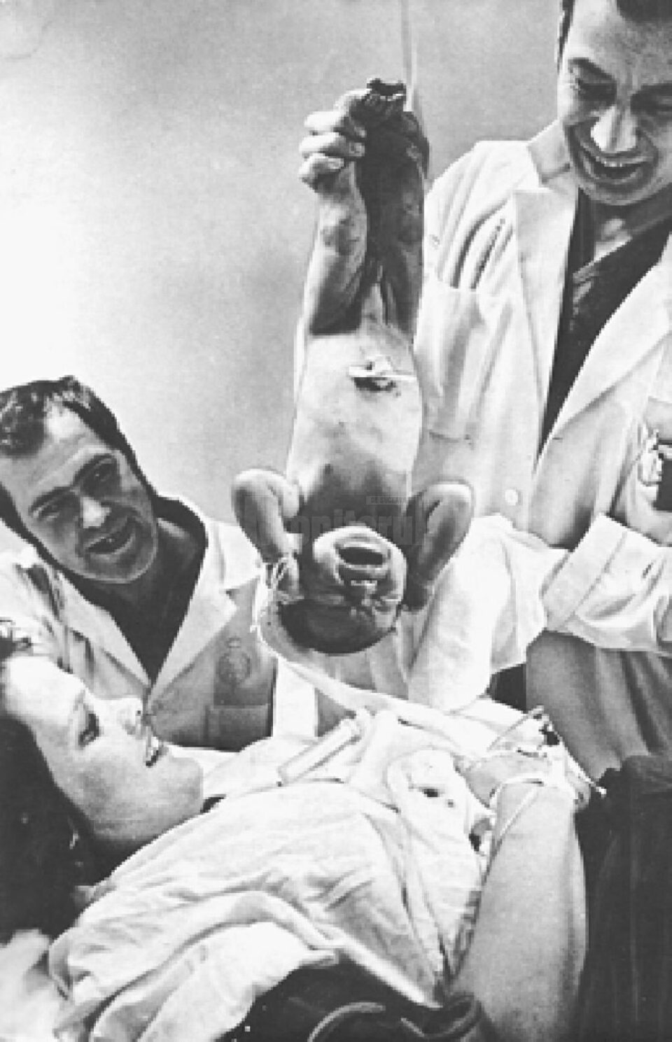 „O casă de naștere la Straja” „O casă de naștere la Straja”