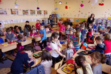 Preșcolari, părinți, cadre didactice, în vizită la Școala Gimnazială Nr. 1 Suceava