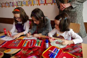 Preșcolari, părinți, cadre didactice, în vizită la Școala Gimnazială Nr. 1 Suceava