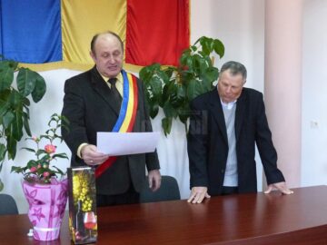 Un poștaș din Șcheia, sărbătorit după 43 de ani de activitate