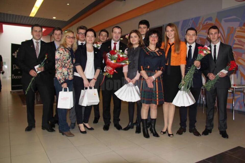 Flori din partea deputatului Balan pentru femeile din municipiul Suceava la debutul primăverii
