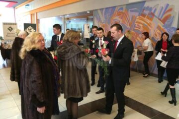 Mesajul deputatului Ioan Balan a fost transmis prin echipa de tineri liberali care i-a avut în frunte pe Lucian Harșovschi și pe Niculai Barbă