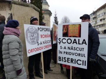 Peste 800 de suceveni au participat ieri la un marș pe străzile Sucevei pentru susținerea predării orelor de religie în școli
