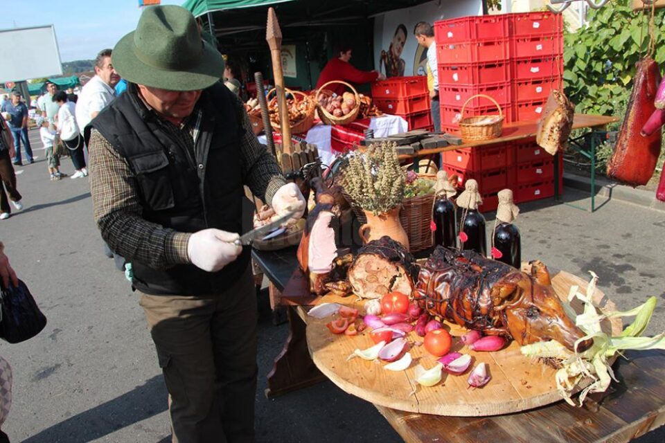 Doar opt produse tradiționale atestate în județ, față de 135 anul trecut