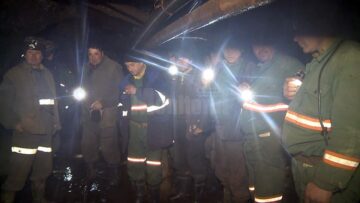Directorul CNU, Ioan Moraru, și-a dat demisia, dar peste 400 de mineri continuă să fie blocați în subteran