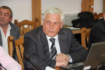 Inspectorul școlar general Gheorghe Lazăr