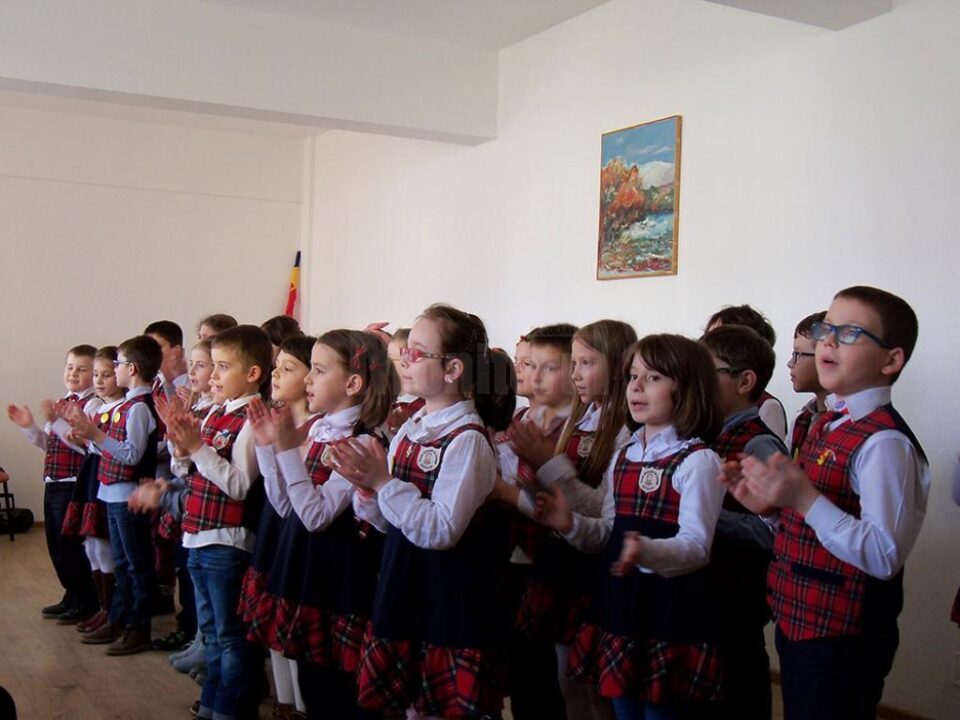 Școala „Ion Creangă” și-a sărbătorit patronul spiritual