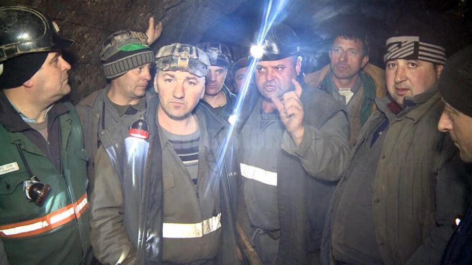 Ortacii de la mina de uraniu de la Crucea intră astăzi în a patra zi de protest