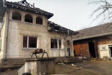 Incendiul a izbucnit la o casă din Milișăuți, unde, în urmă cu două săptămâni, a ars o altă gospodărie