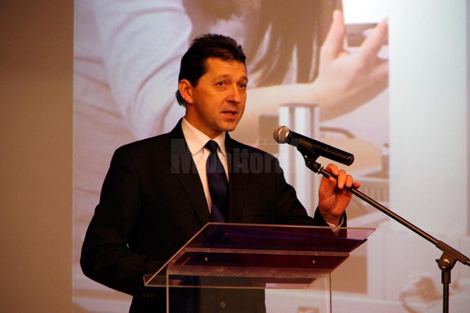 Conf. univ. dr. Liviu Popescu - președintele Senatului USV