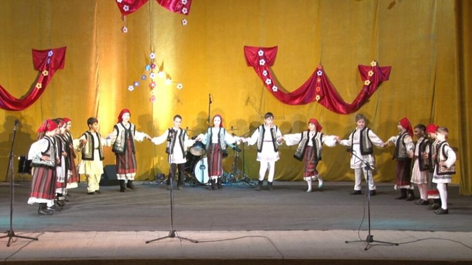 „Fantezie de primăvară” cu elevii Școlii Gimnaziale Nr. 1 Suceava