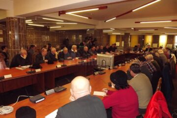 Primarul Sucevei și directorul Termica au tras un semnal de alarmă asupra scăderii drastice a încasărilor de la populație