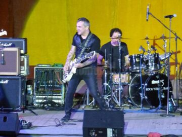 „Forever Love”, un concert pe stilul fanilor trupei Direcția 5, la Suceava
