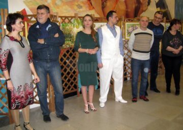 Expoziția „Misterul diafan al culorii” semnată de artista Cristina Hreamătă-Macoveiciuc, la Iulius Mall