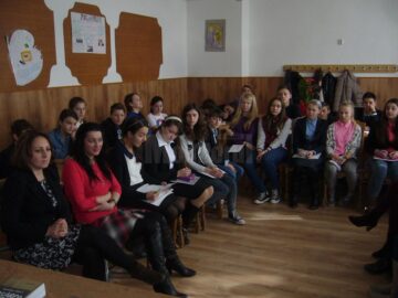 Scriitoarea Luminița Aldea a promovat lectura la Școala Gimnazială Salcea