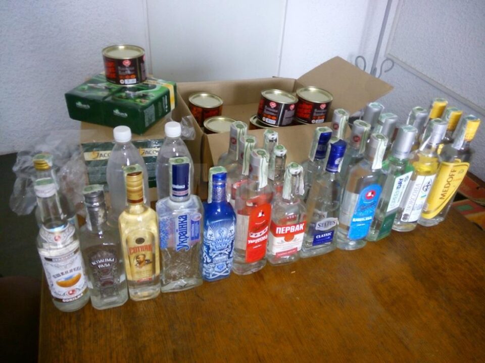 Marfă confiscată din Piața Mare