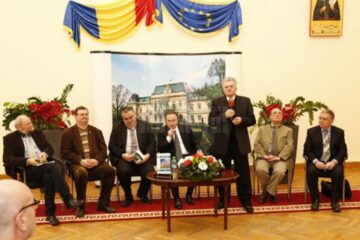 Prozatorul, dramaturgul și publicistul ieșean Mircea Radu Iacoban a fost sărbătorit cu ocazia împlinirii celor 75 de ani