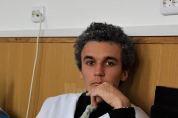 Daniel Prelipcean s-a înscris la Illinois Institute of Technology (SUA), Jacobs University of Bremen (Germania) și Universitatea din Chicago (SUA)