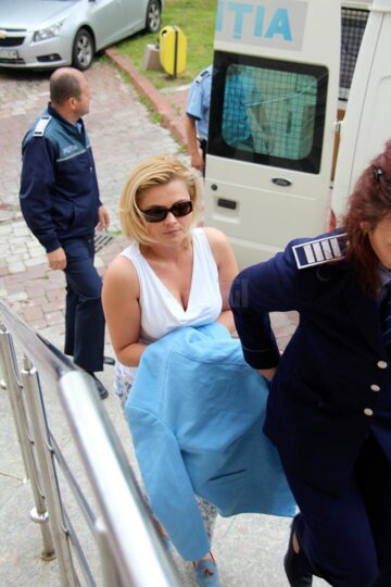 Delia Moldoveanu a fost prinsă de radar conducând cu 75 de km la oră, contravenție pentru care nu se ridică permisul de conducere