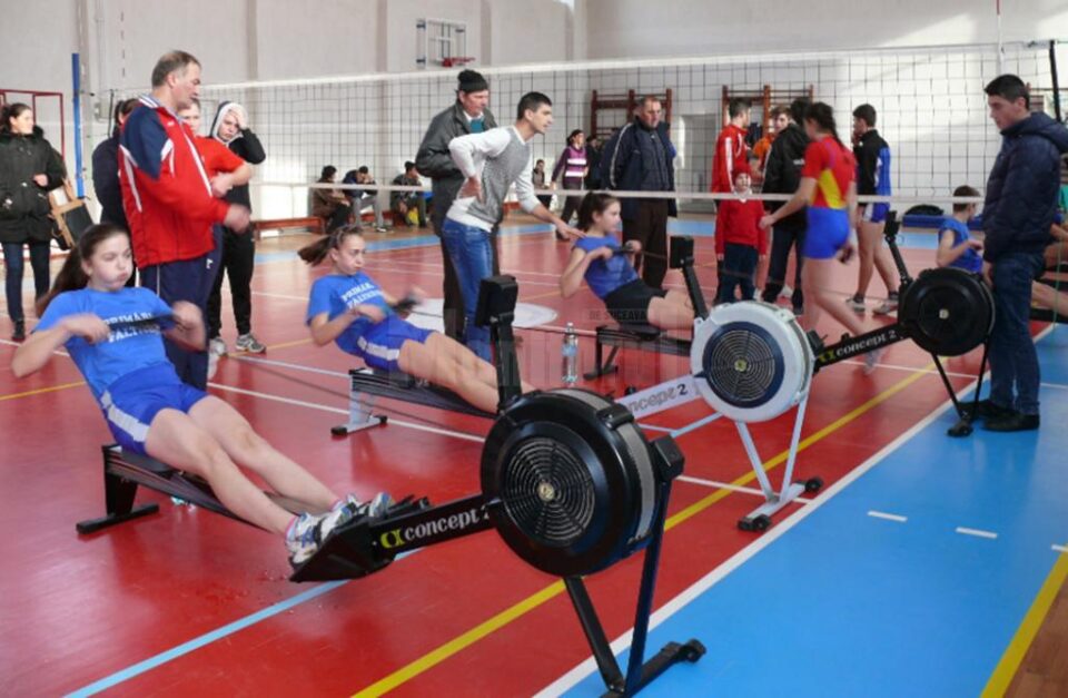 Campionatele Naționale de Canotaj pe ergometru au adus zece medalii pentru sportivii suceveni Campionatele Naționale de Canotaj pe ergometru au adus zece medalii pentru sportivii suceveni