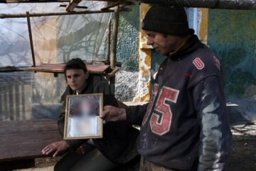 Familia Stanichevici trăiește acum doar cu amintirea copilului trimis în Olanda