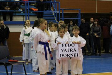 Sportivii clubului Fudo din Vatra Dornei au câștigat 7 medalii la naționalele de karate tradițional pentru copii