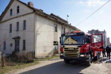 Incendiul a fost lichidat de pompieri înainte de a se extinde