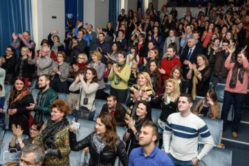Spectatorii s-au bucurat de muzica celor doi artiști. Foto: Adrian Craciunescul