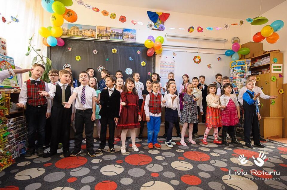 O sută de zile de educație „Step by Step” la Școala Gimnazială Nr. 8 Suceava. Foto: Liviu Rotariu