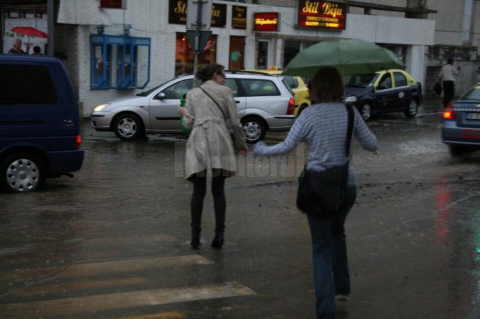 Informare meteorologică de ploi pentru perioada următoare