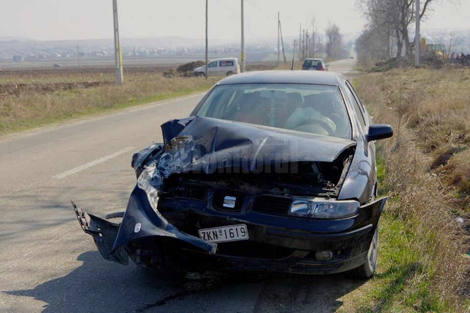 Autoturismul în care se aflau cele două surori