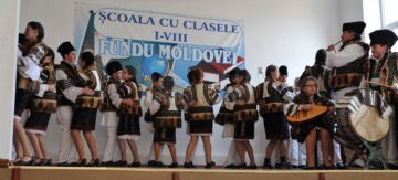 Dialogul artelor la Fundu Moldovei