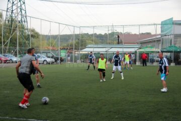 16 formații participă la ediția a V-a a Campionatului județean de old-boys