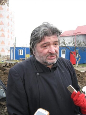 Morminte decopertate în vechiul cimitir armenesc al Bisericii Sf. Simion