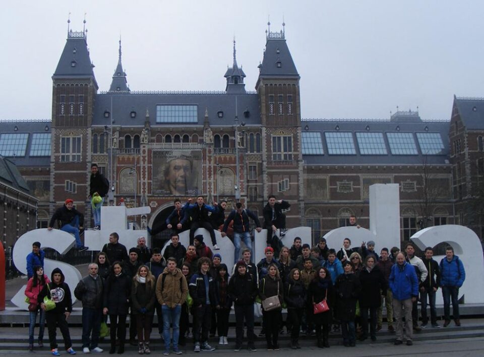 Proiectul multilateral Comenius “Science Experiments on Renewable Energies”