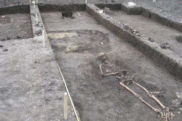 Morminte decopertate în vechiul cimitir armenesc al Bisericii Sf. Simion