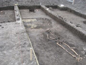Morminte decopertate în vechiul cimitir armenesc al Bisericii Sf. Simion