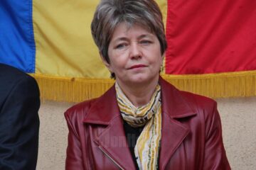 Inspectorul școlar pentru educație permanentă, Tatiana Vîntur