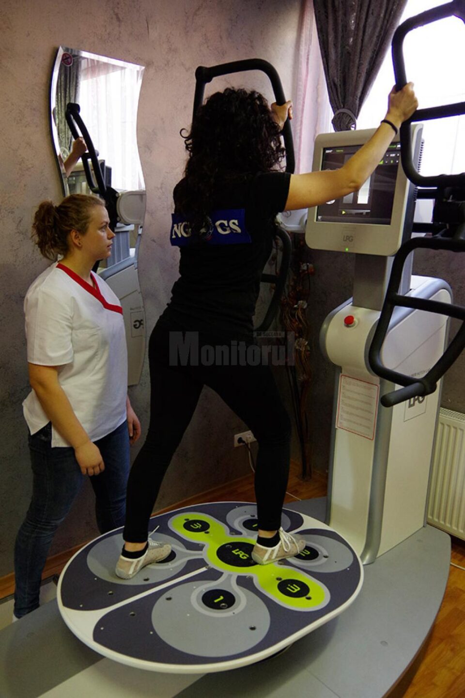 Aparatul care înlocuiește sala de forță și cea de fitness