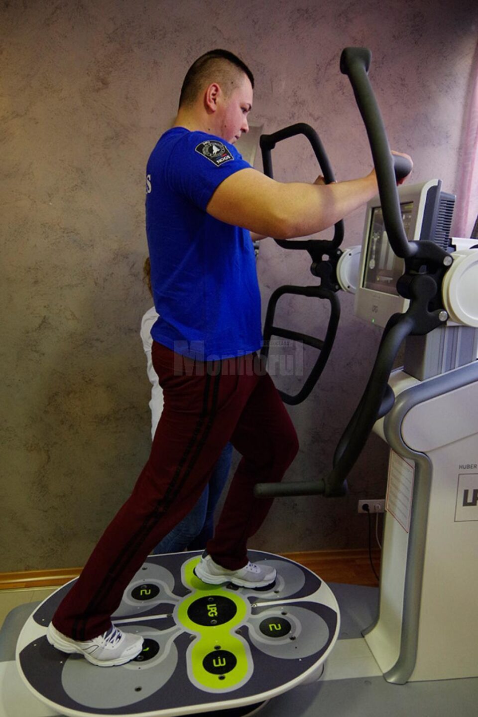 Aparatul care înlocuiește sala de forță și cea de fitness