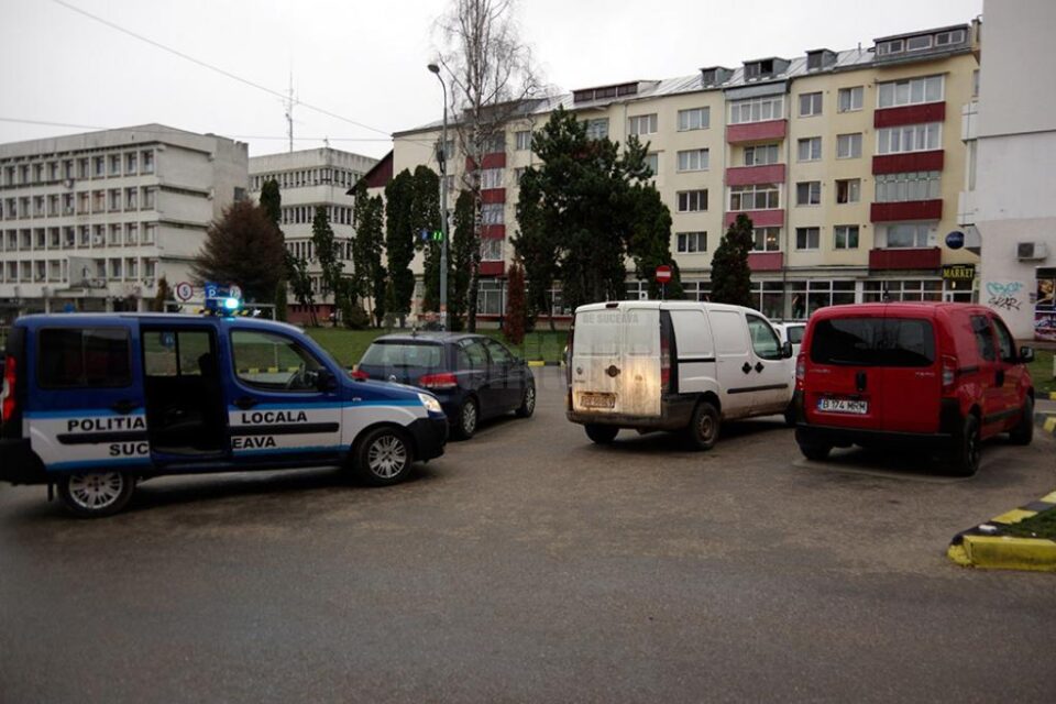 Imagine halucinanta surprinsă luni seară în plin centrul Sucevei