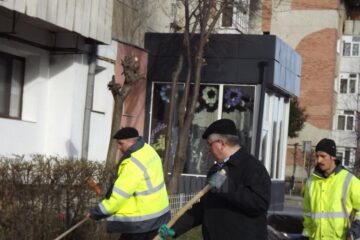 Primarul Ion Lungu a făcut curat în cartierul Obcini
