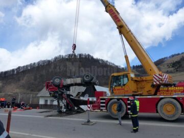 Trei oameni au murit striviți într-un tir, în curba în care un alt autotren a luat patru vieți