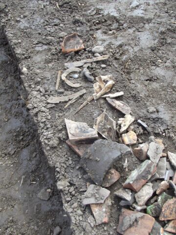 Noi descoperiri arheologice în vechiul cimitir armenesc al Bisericii Sf. Simion