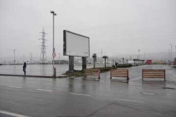 Acces interzis în parcarea Iulius Mall dinspre Bazar, până la ora 10.00